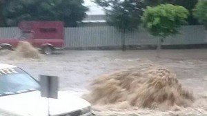 Tromba azota a la capital nayarita